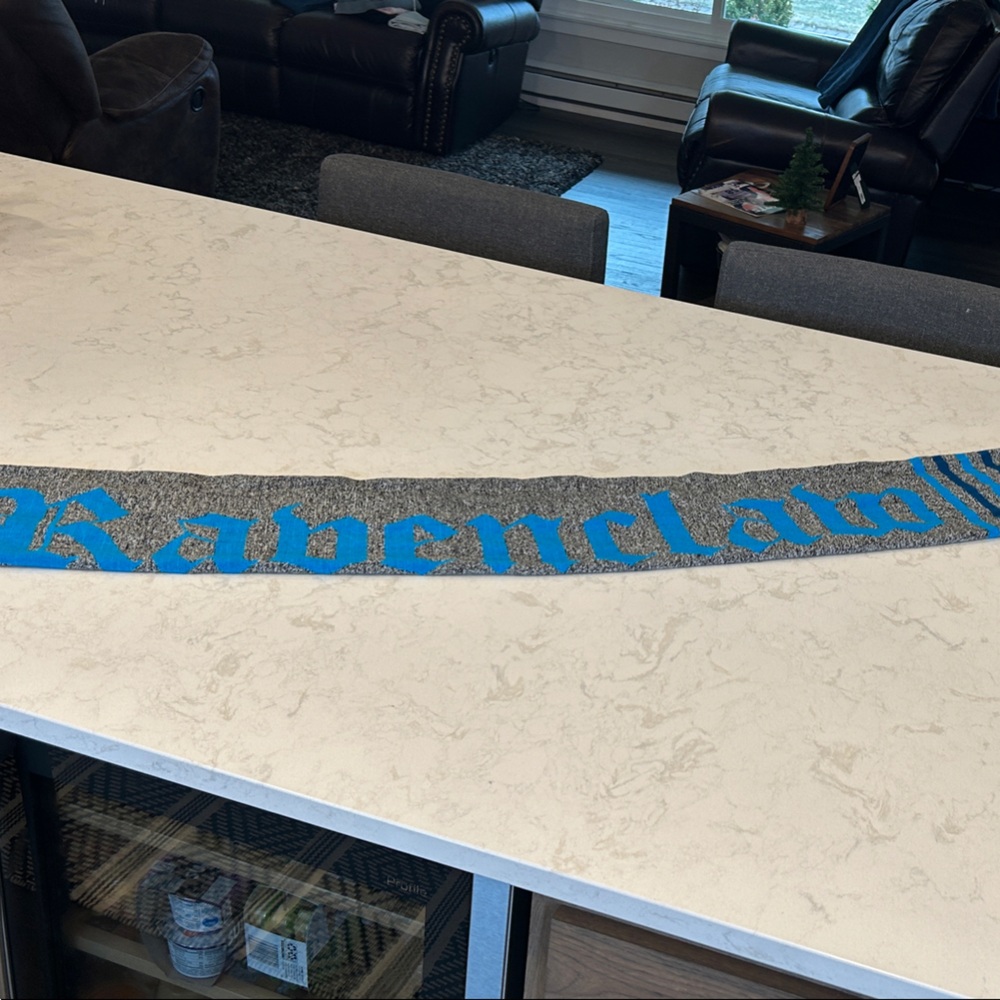 Harry Potter Ravenclaw House Knit Winter Scarf - Picture 4 of 10